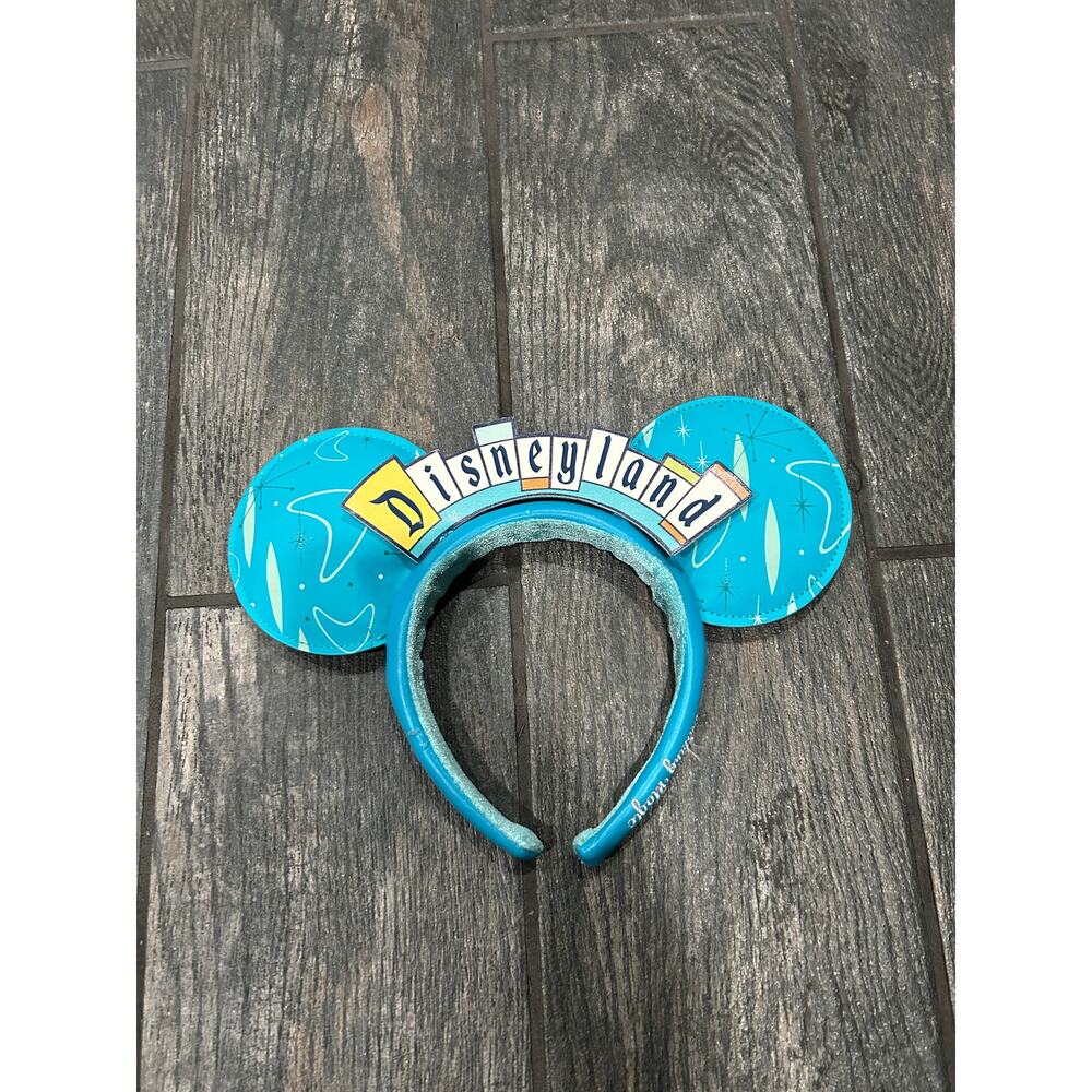USED DISNEYLAND PARK EARS